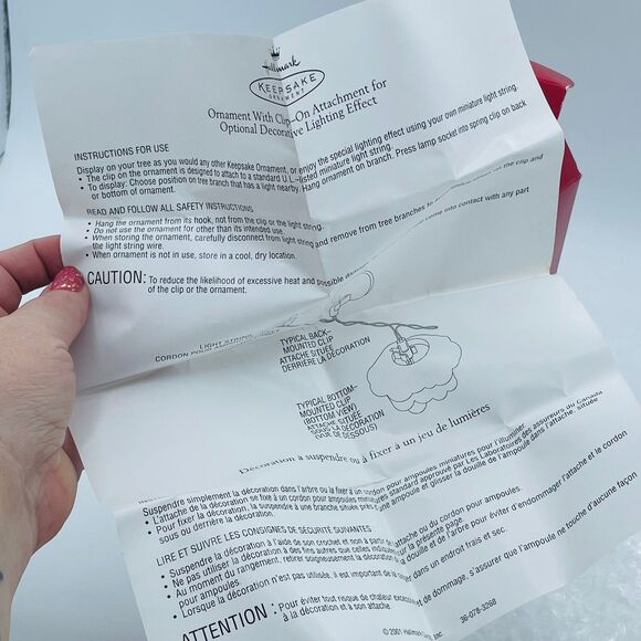 Hallmark Keepsake ET E.T. Extra Terrestrial 20th Anniversary Christmas Ornament - Picture 7 of 9